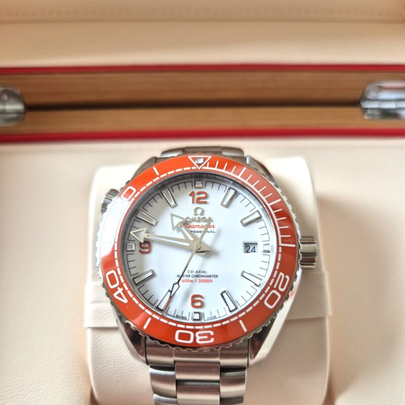 Omega Seamaster Planet Ocean 600m Master Red Bezel Immaculate 	215.30.44.21.04.001