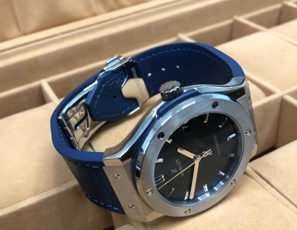 Hublot Classic Fusion 511.NX.7170.LR Blue Excellent Condition Box & Papers - Image 6