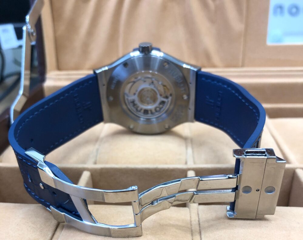 Hublot Classic Fusion 511.NX.7170.LR Blue Excellent Condition Box & Papers - Image 8