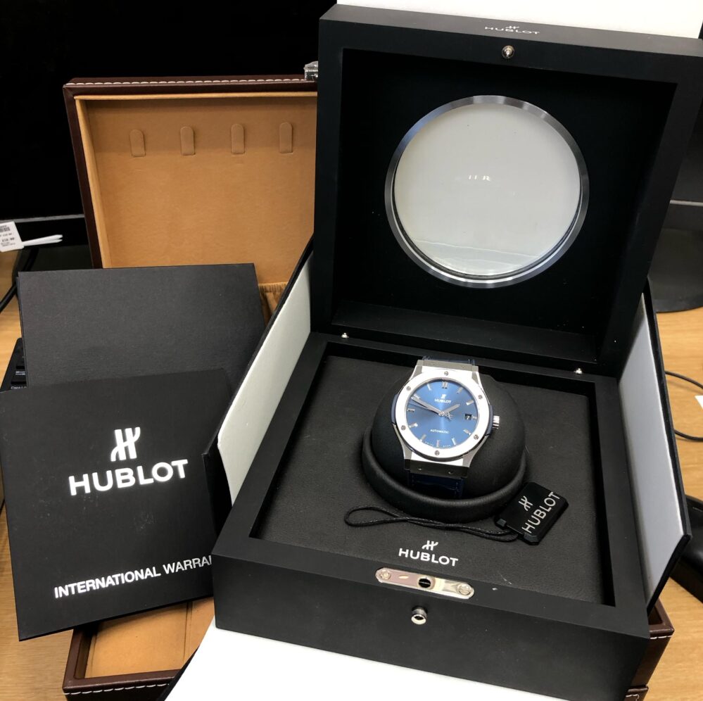 Hublot Classic Fusion 511.NX.7170.LR Blue Excellent Condition Box & Papers - Image 9