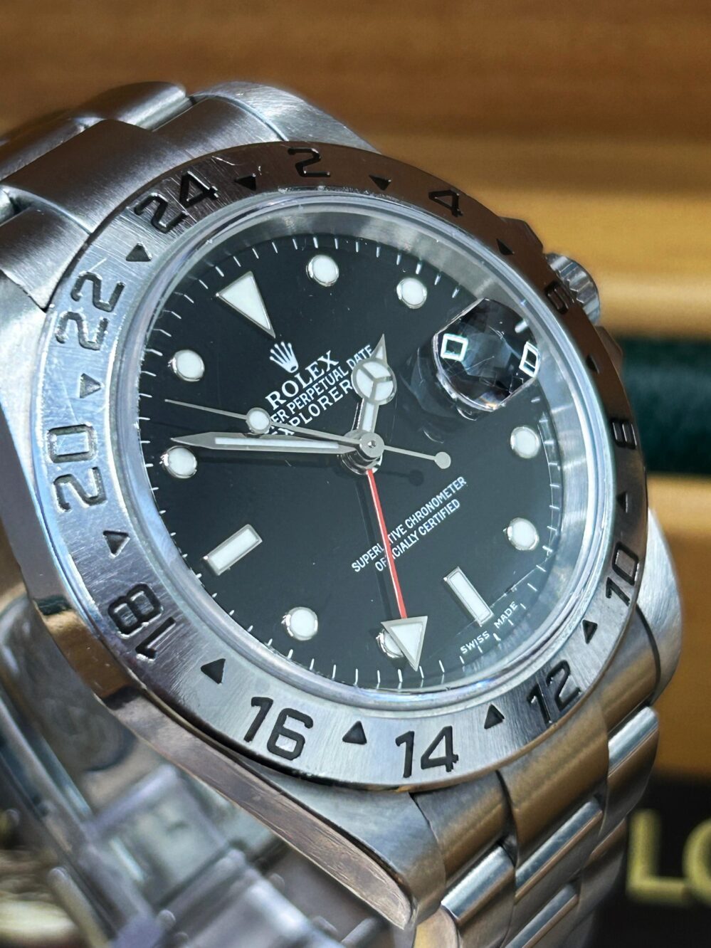 Rolex Explorer II 16570 Year 2006 Black Dial - Image 4