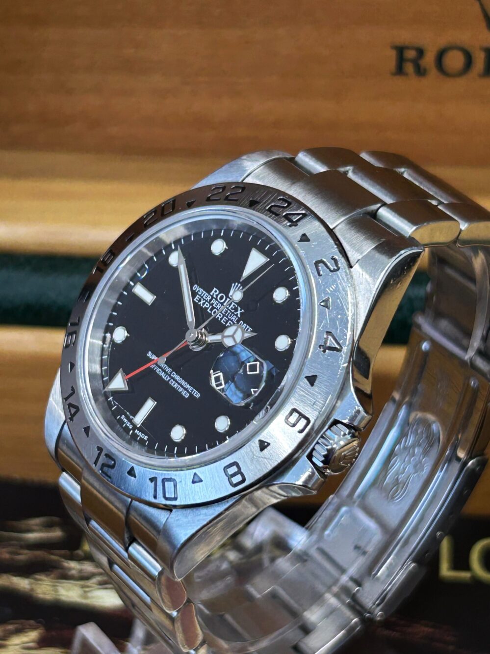 Rolex Explorer II 16570 Year 2006 Black Dial - Image 6