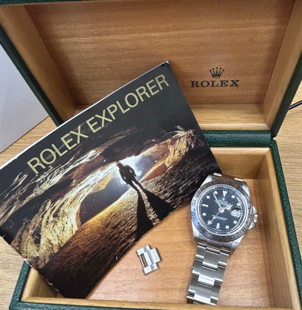 Rolex Explorer II 16570 Year 2006 Black Dial - Image 12