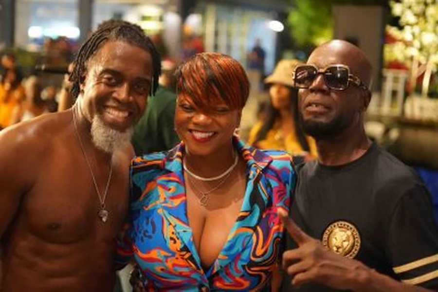 aaron hall wife 2026