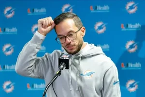 mike mcdaniel height