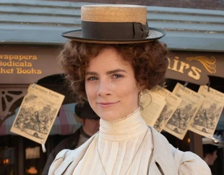 Clare Mcconnell Height