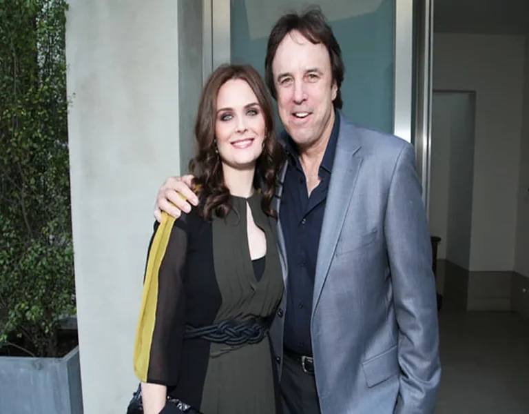Kevin Nealon Wife
